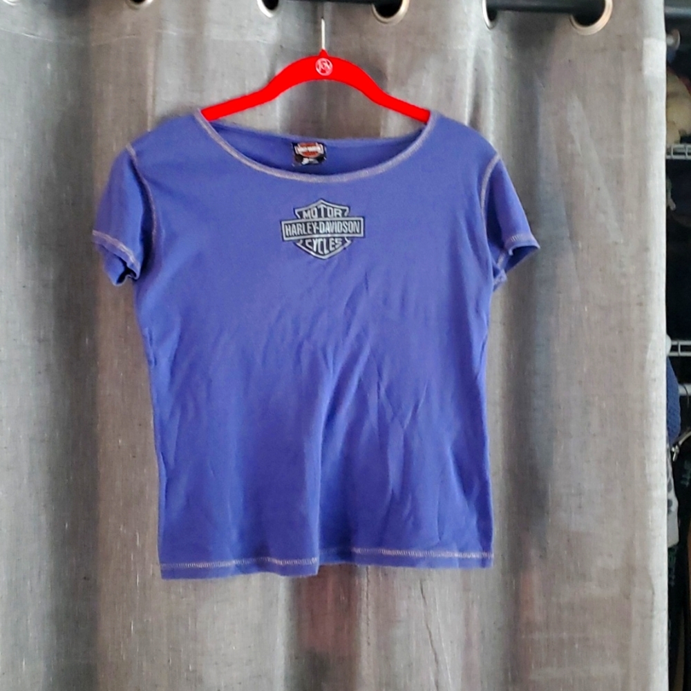 Harley Davidson short sleeve shirt.